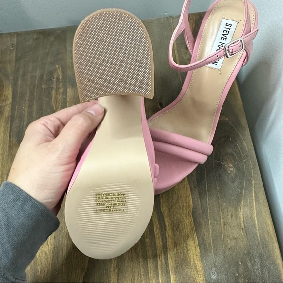 NWOT Steve Madden Platform Block Heels - Picture 4 of 4